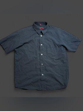Signum black pinstripe short sleeve button up shirt size: large #pinstripe #mens